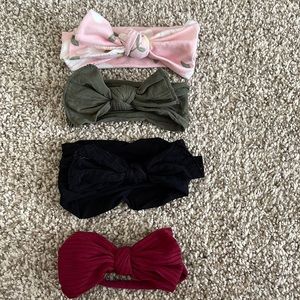 COPY - Lot of Baby Headbands/bows (Newborn)